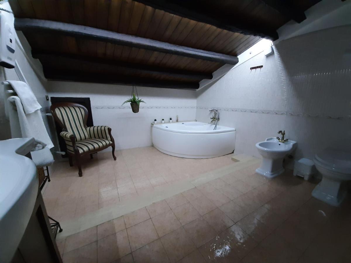 Attico San Domenico Hotel Palermo Bagian luar foto